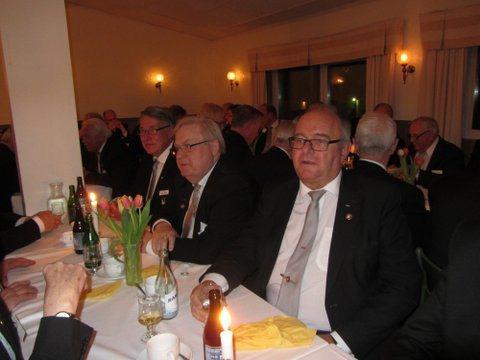 Ser fram emot en fortsatt fin utveckling, nu när det har blivit rättning i leden!