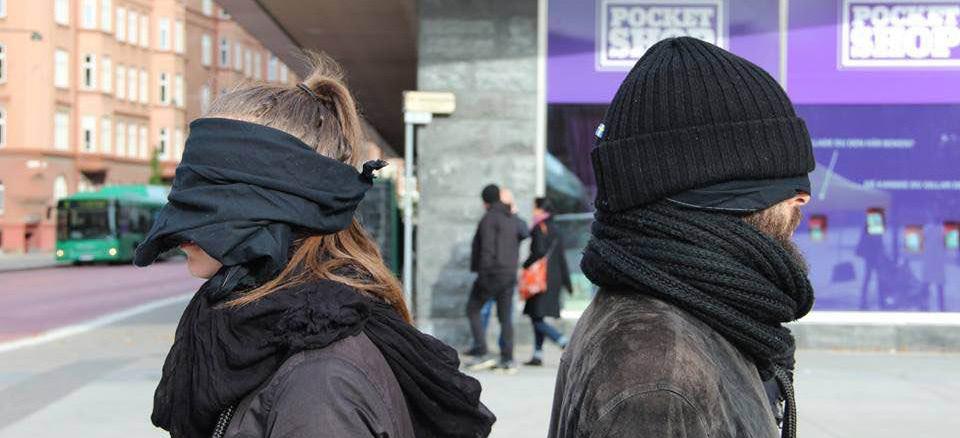 På sidan 4 hittar ni alla instruktioner som ni behöver kring rapportering. 8 OMORGANISERING Sedan i början på hösten har Amnestys sekretariat stått under en omorganisering.
