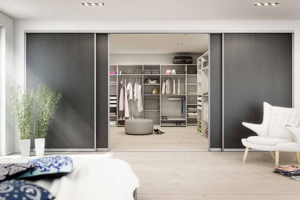 Walk-in closet Walk-in closet Kust ek svart Plusprofil modell Curve i Alu FYLLNING Kust ek svart Inredning Plus-inredning 19 mm vit Välkommen in i garde roben Mångas heta dröm en riktig walk-in
