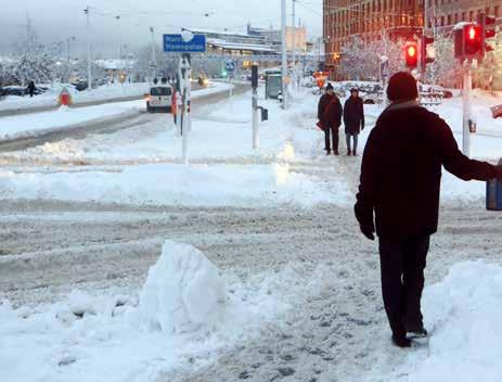 Gångnät och gångmiljö Drift och underhåll Säkerställ släta och hinderfria omledningar Byggskeden innebär kompromisser gällande standard på ytskikt, olika material längs den tänkta sträckan och att