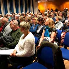 Fullsatt i Sandlersalen. bättre livskvalitet trots sin hjärtsvikt. Trots denna kunskap monteras specialistsjukvården ned.