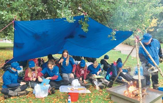 ÄVENTYRSGRUPPEN TVM VAD ÄR DET? Jo, det är Friluftsfrämjandets ungdomsverksamhet för dig som är 14 år och uppåt. TVM står för tre vildmarksmål: skogen, vattnet och fjällen.