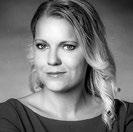 Hon har bland annat tilldelats Stora Journalistpriset som Årets berättare 2012 och tidningen Journalistens pris som Årets stilist 2013.