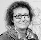 Hon var dekan vid Penn GSE 1993 1995, innehade Goldie Anna-stolen 1993 1998 och har som professor lett utbildningar i lingvistik i mer än 20 år.