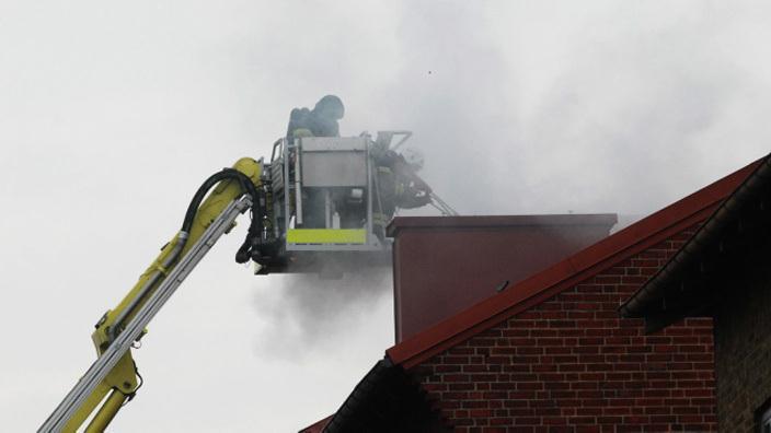 5 Brand i byggnad Brand i byggnad avser alla typer av bränder och brandtillbud som inträffar i en byggnads-konstruktion och/eller inne i en byggnad.