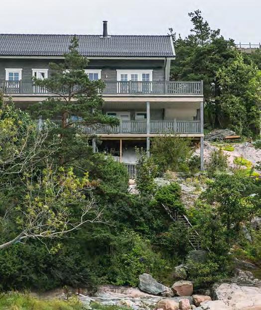 För husägarna Catharina och Håkan Alexandersson var det viktigt med en naturlig husfärg som smälter in i omgivningen. Tjärvitriolen levde upp till alla önskemål.