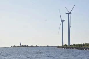 Kommunalpolitiskt handlingsprogram 2019-2022 Från vänster till höger, rad 1: Obbolas pappersbruk är ett viktigt industriellt inslag, Tegs närbibliotek stärker kulturen, vindkraftsnurror i Holmsund