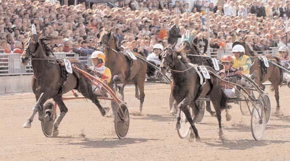 Elitloppet, uttagninglopp Solvalla 29 maj. Lätt bana. 425.000 kr. 1609 m. 1 Gidde Palema 11,7 250.000 14 Svanstedt Åke 2 Digger Crown 12,0 100.