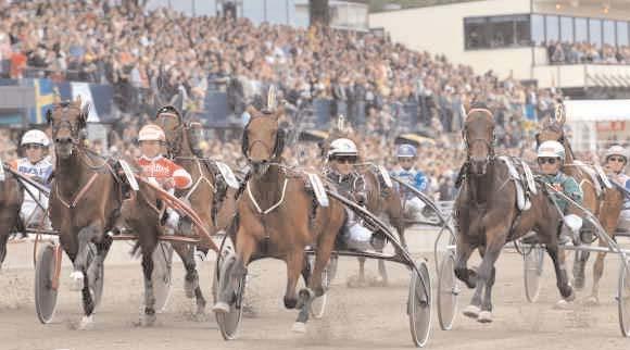 Grupplöpningar Sweden Cup, final Solvalla 28 maj. Lätt bana. 925.000 kr. 1609 m. 1 Bellman Töll 12,7 500.000 22 Ohlsson Ulf 2 Solero Briljant 12,8 250.