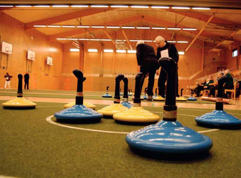SPF-mästerskap i sju grenar I SPF Seniorerna Hallandsdistriktet anordnas distriktsmästerskap varje år i orientering, boule, golf, bridge, bowling, mattcurling och en kunskapstävling kallad Hjärnkoll.