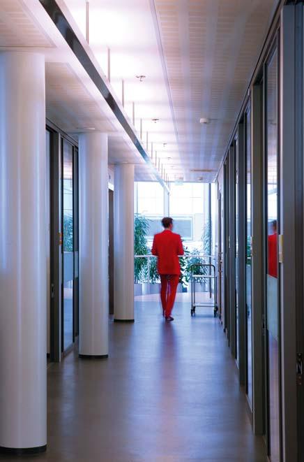 Entrésignalanläggning Detta system är ändamålsenligt som entrésystem i höghus, företag och kliniker. Systemet möjliggör signalöverföring från entré till flera mottagare.