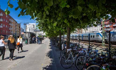 Utsläppen har minskat till följd av skärpta utsläppskrav och förnyelse av fordonsparken.