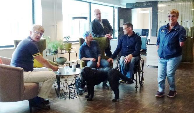 Sen på plats i konferensrummet tog Meeri Wasberg ordet och framförde ett tack för att vi åter förlagt vår träff till Haninge samt informerade om kommunens idrottssatsningar på nya hallar och ny