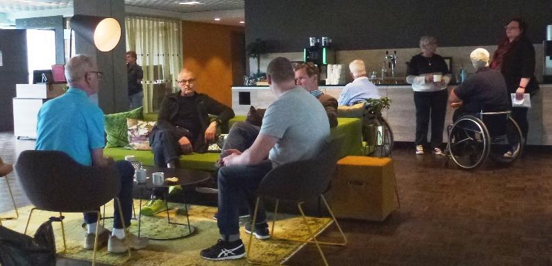Att kommunen är stolt över de Paralympier som finns i Haninge mingel mingel Föreläsningar Mentorverksamhet Petter Edström Petter informerade alla deltagarna om Guldklubbens förslag på ett Mentors