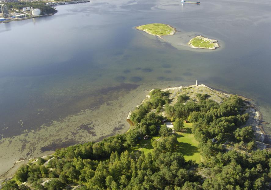 LÅNGTIDSTRENDER 5 LÅNGTIDSTRENDER PÅ TVÅ STATIONER Stationerna Galterö (vik nr 103,11) och Sanden (vik nr 4) är belägna inomskärs och har båda bottnar som utgöres av sandigt substrat ner till ca en