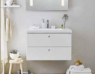 Compact COMPACT är en smidig badrumsmöbel som passar för det lite mindre badrummet.
