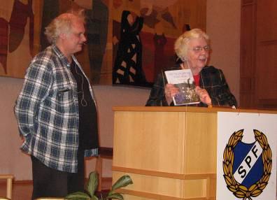 Månadsmöte 4 november Göran Greider berättar om Dan Andersson. Kamrater! Så inledde Göran Greider sitt framträdande vid SPF Falubygdens månadsmöte i november månad.