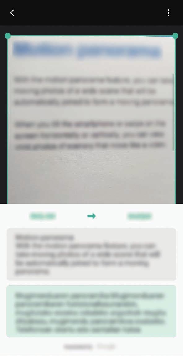1 Rikta kameran mot önskad bild eller önskat objekt och aktivera Bixby Vision. 2 Håll visitkort eller text inom ramen för kamerans sökare för identifiering.