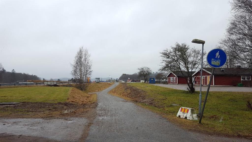 8 TRAFIKUTREDNING STRÖM, LILLA EDETS KOMMUN Figur 7 Vy mot söder.