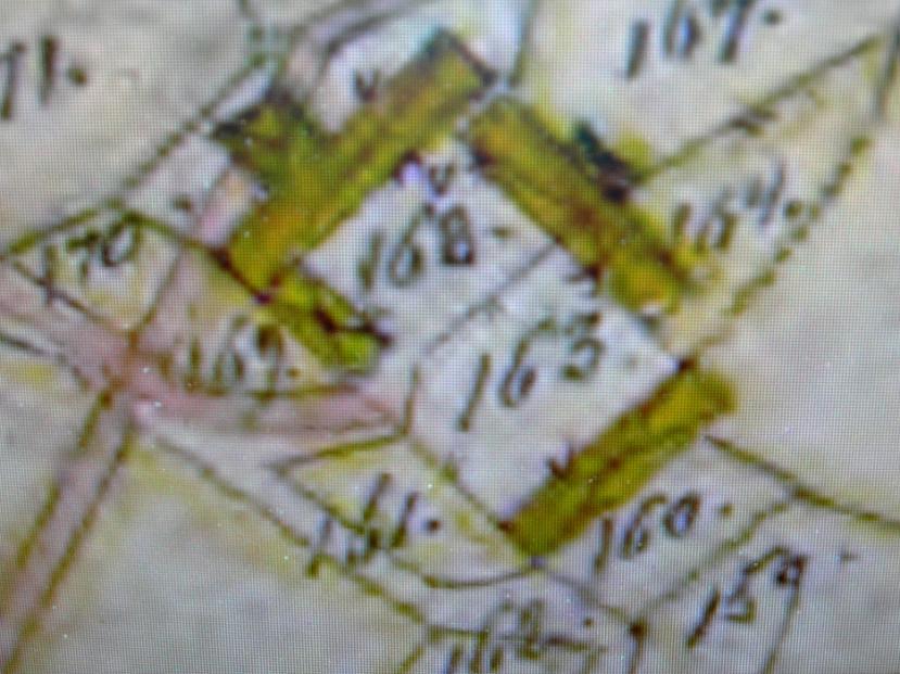 18 Sonen Edvard gifte sig med Bernhardina Mellberg 1886 och blev åbo i Lia 1:3. Carl och August Leonard blev åbor i Lia 1:2 (se även berättelsen om Dalen).