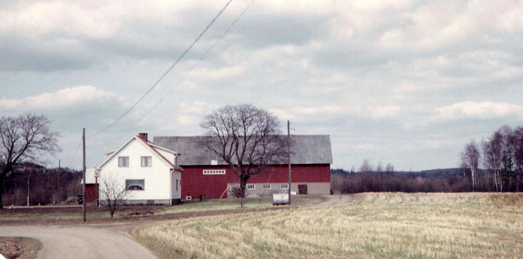 1951-1954 Oskar Artur Johansson 1911-01-15 i Abild h Evy Alfrida f Bengtsson 1916-12-20 i Göteborg Barn: Inger Marita f 1953 Artur var chaufför.
