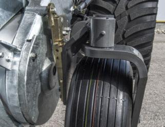 Pinnarna är arrangerade på sju pinnraderna med 54 mm mellanrum, omgivna av stabila plastdistanser.
