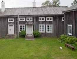 Hälsingegårdar www.halsingegardar.se www.halsingegardsupplevelser.se De är inte bara att titta på. Många gårdar erbjuder roliga, intressanta eller smakrika aktiviteter också.