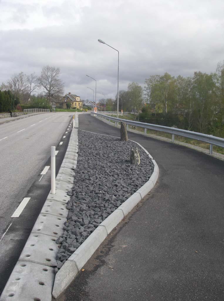 uppmärksamma och bevara för framtiden. Det krävs dock något alldeles extra av kulturmiljövården, då det gäller att förvalta en så illa tilltygad och mestadels bortschaktad fornmiljö.