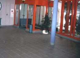 Entréområde Golvrengöring Avtorkning - Moppning Städmaskin Smutsuppsamlingszoner Utbytbara mattor, ca 6 8 meter Glasrengöring Torka bort