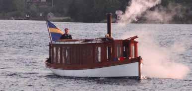 Längd: 9,48 m Bredd: 2,38 m Byggår: 2010 Passagerarantal: 8 Rederi: Ingen rök utan eld Hjerter-Kung Vaxholm Kajplats: Vaxholm, Norrhamnen vid Hembygdsgården Telefon: 070-483 85 62 Hemsida: www.