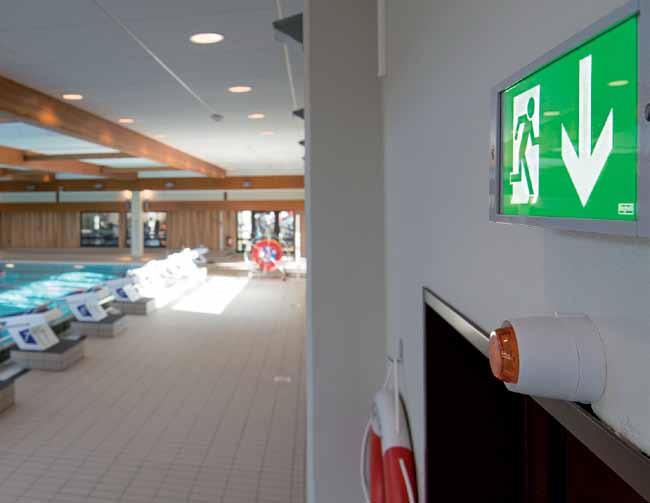 Acciaio LED är D-märkt enligt EN 60598-2-24 och kan monteras i djurstallar och liknande miljöer.