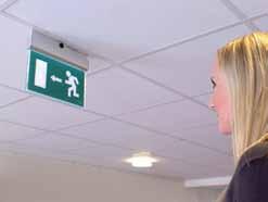 och hur de ska projekteras. Den finns att ladda ner gratis från vår webbplats under länken rodukter. Vill du hellre ha den tryckta utgåvan, kontakta då oss så skickar vi ett exemplar till dig.