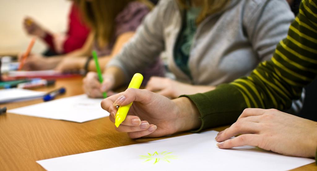 Kommunikation och utbildning Kunskap och förståelse är viktiga asketer för att långsiktigt kunna arbeta för en mer kemikaliesmart förskola.