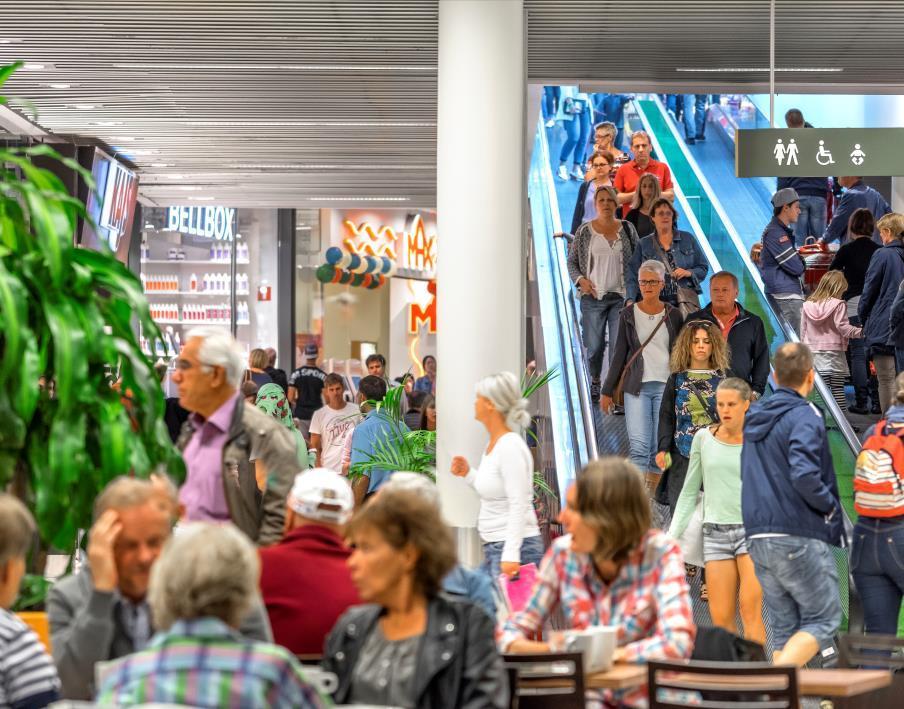 KONTAKT STEEN & STRÖM FÖR BOKNING AV ALLMÄNNA YTOR KONTAKTA Anna