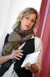 Marie Langegård, ungdomspolisen Birgitta Säfdal, akuten, Mölndals sjukhus Helena Holmertz och Lisa Robsahm, VIM-mottagningen Marie Langegård, ungdomspolisen, har jobbat i Mölndal i 17 år.