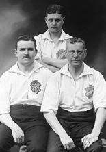 Stadsmatch 1918. 86 32 AIK:s framgångsrika 3-mannalag cirka 1916-18: Gunnar Malmqvist, A B Johansson och Einar Fernström.