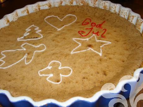 Pepparkakskladdkaka (utan choklad) En julig variant på den klassiska kladdkakan. Busenkel att göra och alltid uppskattad av gästerna!