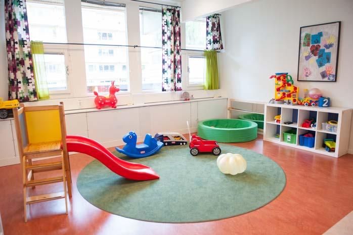 Välkommen till Familjecentralen i Brickebacken! Brickebackens centrum Granrisvägen 23 Tisdag - Kuratorernas sociala rådgivning, kl. 15.00 16.30. Onsdag - Kuratorernas sociala rådgivning, (ojämna v.