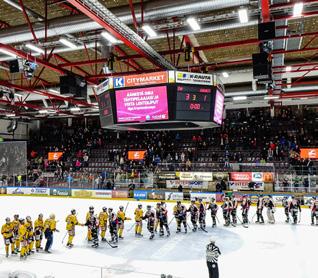 Jämnt ljus efter behov I idrottsanläggningar ställs kravet på ett jämnt ljusflöde på sin spets, kanske mer än någon annanstans.