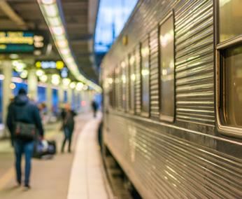 Underhåll Tabell 26 Underhåll och reinvesteringar i kronor per bantyp i förhållande till antalet tågkilometer och antalet spårmeter kronor per tågkilometer per år Bantyp Miljoner tågkilometer Andel