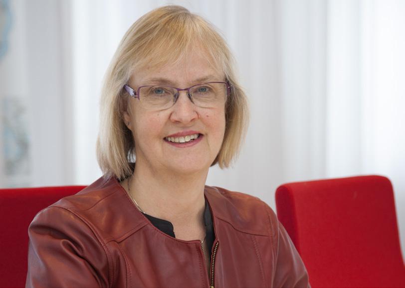 Generaldirektören har ordet Generaldirektören har ordet En förutsättning för att vi ska nå vår vision att alla kommer fram smidigt, grönt och tryggt är god samverkan med andra aktörer i samhället.