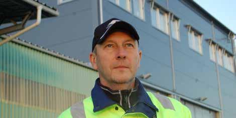 Ansvaret omfattar hela farleden, från hamngräns in till kaj.