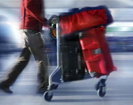 23 JÄMSTÄLLT SAMHÄLLE Transportsystemet ska vara jämställt, dvs. likvärdigt svara mot kvinnors respektive mäns transportbehov. Mäns och kvinnors transportbehov styrs av respektives livssituation.