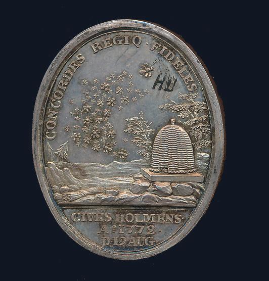 11 olika medaljer i silver utgivna av Sv Akademien samt 7 olika av Vetenskapsakademien med bl a Johan Henrik Kellgren Hy I:320:3 (RR). Förteckning finns. 1+/01-01, bläckskrift förekommer.