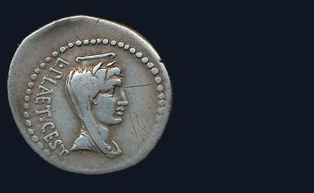 1550 1551 1552 1553 1554 1555 1556 1557 1558 Ancient coins. Roman Republic. Brutus 42 BC. Denarius.