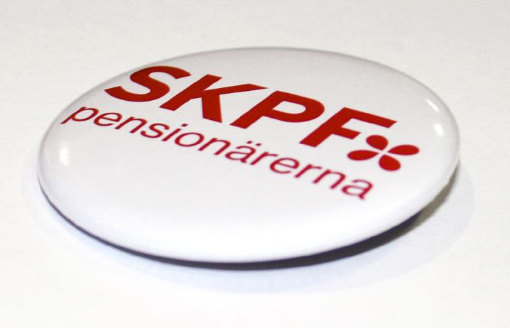 Välkommen till en givande gemenskap SKPF Pensionärerna är ett demokratiskt pensionärsförbund med högt i tak och stor öppenhet. Vi är religiöst och politiskt obundna.
