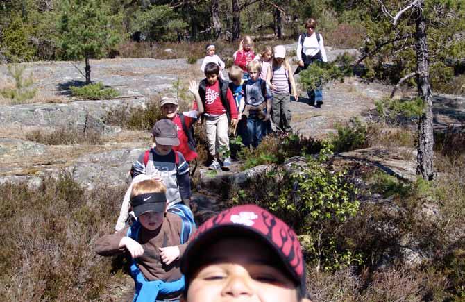 Förord Torbjörn Wränge Många av oss har härliga och spännande barndomsminnen från naturen. På frågan om var återhämtning och rekreation sker är svaret bland många vuxna: I skogen.