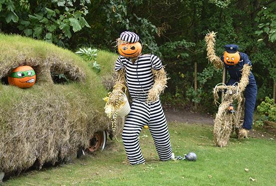 Inför Halloween har de både en pumpautställning och Halloweenutställning. Hur viktig är Halloween för er försäljning?