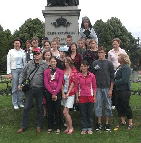 Sommarläger 2010 Sommarlägret på skogsgården i Simonstorp har nu varit och det blev en bra upplevelse för både letter och svenskar som var där trots lite dåligt väder.