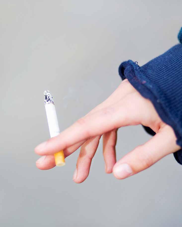 Riskfaktorer och socioekonomi Många levnadsvanor påverkar hälsan och risken att bli sjuk eller dö i hjärt-kärlsjukdomar, företrädesvis hjärtinfarkt och stroke, och cancer.